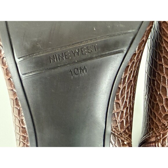 Nine West Finny Crocodile Embossed Pointy Toe Booties, Brown, 10 M - Picture 9 of 12